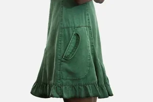 Août demande une robe de plus