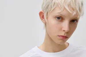 T-shirts, polos & co : les essentiels du vestiaire