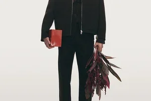 Festive outerwear: Double-faced wool