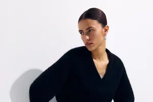 Knitwear: V-necks for spring