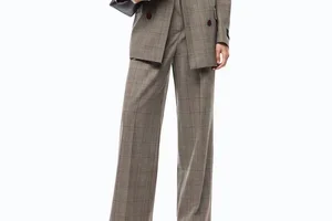 Tailoring meets casual style