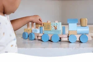 Jetzt entdecken: Holzspielzeug mit Namen 🍂