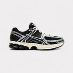 Nike Zoom Vomero 5 - Black Chrome